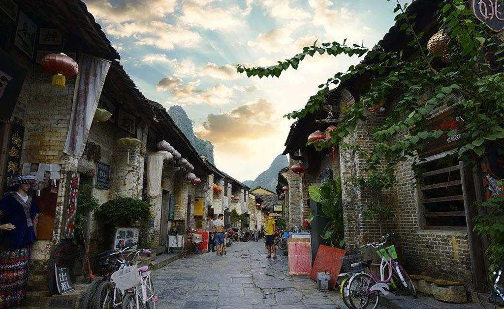 乡村振兴在路上丨乡村蝶变展新颜